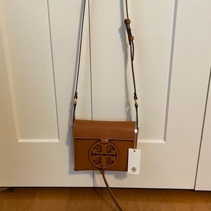 New Tory Burch miller leather crossbody tan bag
